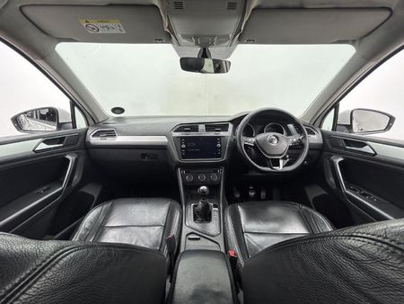 2017-Volkswagen-Tiguan-14-TSI-Trendline-92kW_10