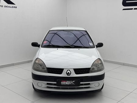 2004-Renault-Clio-14-Expression_1