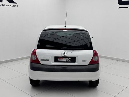 2004-Renault-Clio-14-Expression_4