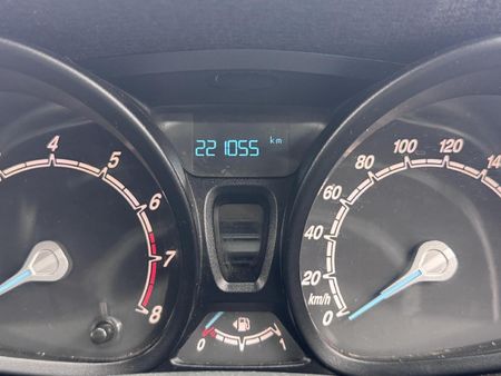 2016-Ford-Fiesta-14-Ambiente-5-dr_9