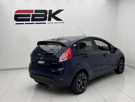 2016-Ford-Fiesta-14-Ambiente-5-dr_5