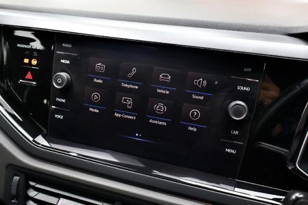 2023-Volkswagen-Taigo-10-TSI-R-Line-Auto_15