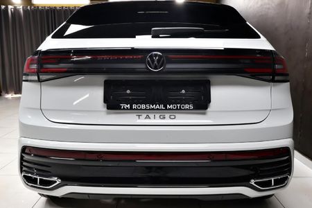 2023-Volkswagen-Taigo-10-TSI-R-Line-Auto_5