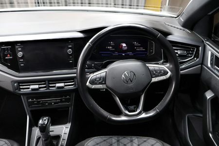 2023-Volkswagen-Taigo-10-TSI-R-Line-Auto_8