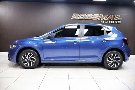 2023-Volkswagen-Polo-10-TSI_3