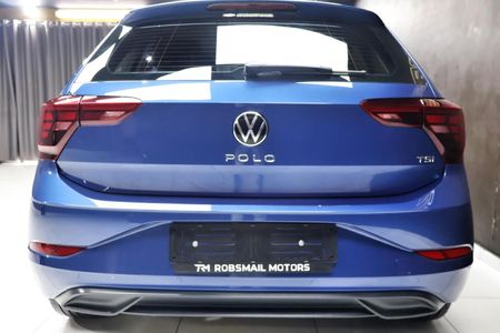 2023-Volkswagen-Polo-10-TSI_5