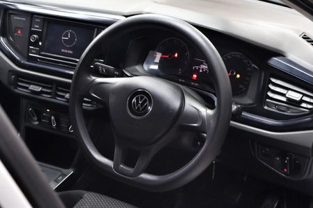 2021-Volkswagen-Polo-10-TSI-Trendline_9