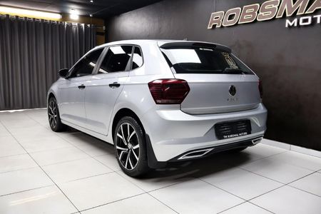 2021-Volkswagen-Polo-10-TSI-Trendline_4