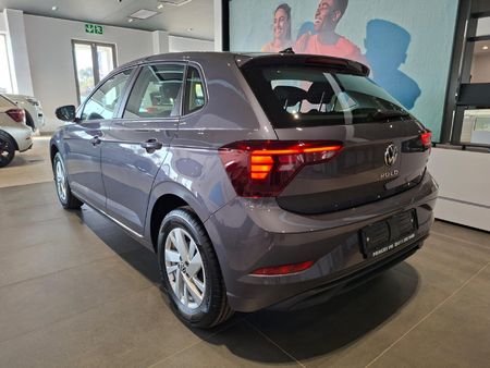 2026-Volkswagen-Polo-10-TSI_2