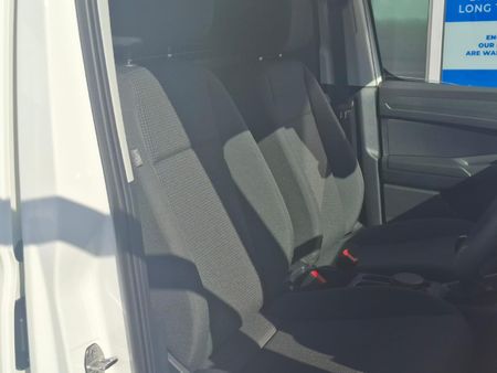 2026-Volkswagen-Caddy-Maxi-Cargo-20-TDI-81kw-Panel-Van_10