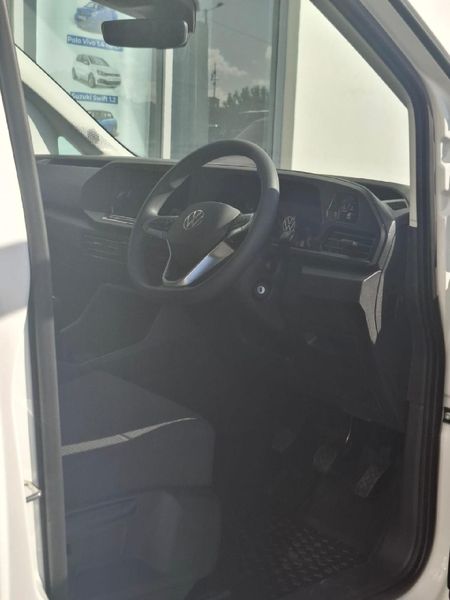 2026-Volkswagen-Caddy-Maxi-Cargo-20-TDI-81kw-Panel-Van_2