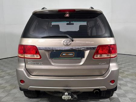 2006-Toyota-Fortuner-40-V6-Auto-4x4_17