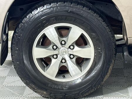 2006-Toyota-Fortuner-40-V6-Auto-4x4_7