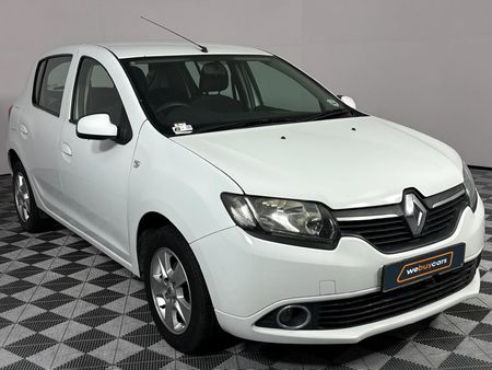 2014-Renault-Sandero-900T-Dynamique_16