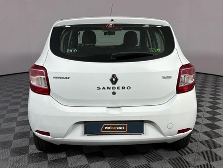 2014-Renault-Sandero-900T-Dynamique_18