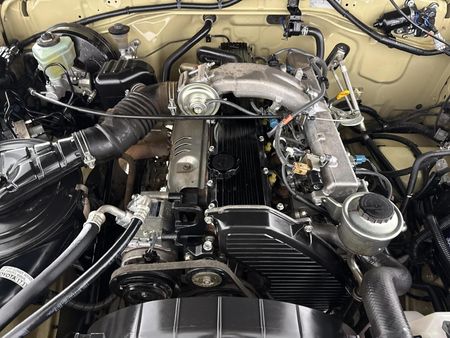 2020-Toyota-Land-Cruiser-79-42-D-Double-Cab_10