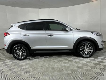 2016-Hyundai-Tucson-20-Elite-Auto_16