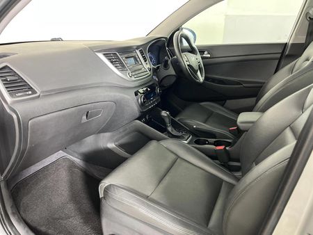 2016-Hyundai-Tucson-20-Elite-Auto_8