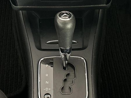 2010-Mercedes-Benz-A-Class-A-180-Elegance-Auto_10