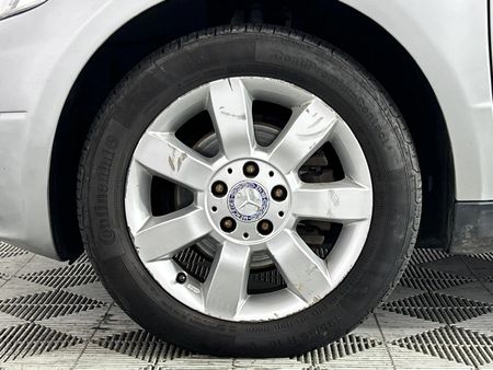 2010-Mercedes-Benz-A-Class-A-180-Elegance-Auto_4