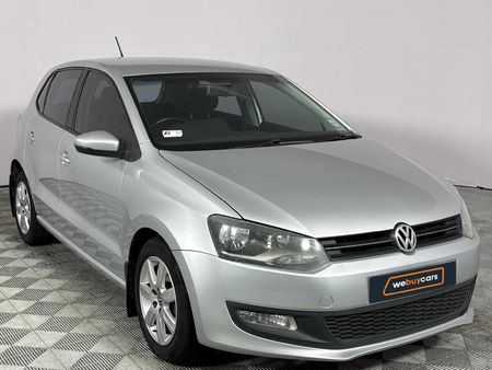 2010-Volkswagen-Polo-16-Comfortline-5-dr_16