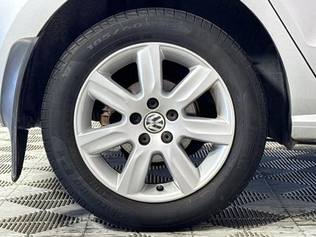 2010-Volkswagen-Polo-16-Comfortline-5-dr_7