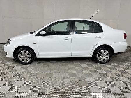 2016-Volkswagen-Polo-Vivo-GP-14-Trendline_16