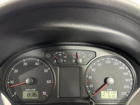 2016-Volkswagen-Polo-Vivo-GP-14-Trendline_2