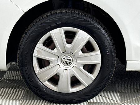 2016-Volkswagen-Polo-Vivo-GP-14-Trendline_4