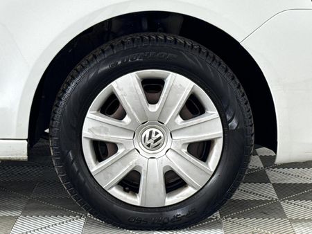 2016-Volkswagen-Polo-Vivo-GP-14-Trendline_5