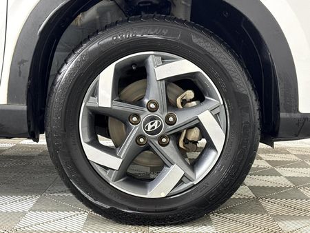 2020-Hyundai-Venue-10-TGDI-Fluid_5