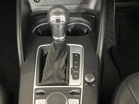 2019-Audi-A3-Sportback-10-TFSI-Auto-30-TFSI_10