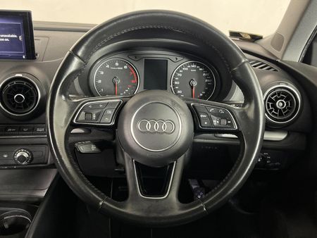 2019-Audi-A3-Sportback-10-TFSI-Auto-30-TFSI_11