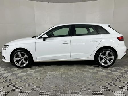 2019-Audi-A3-Sportback-10-TFSI-Auto-30-TFSI_18