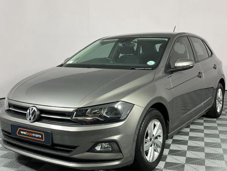 2020-Volkswagen-Polo-10-TSI-Comfortline_0