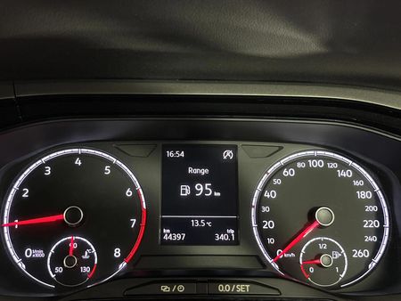 2020-Volkswagen-Polo-10-TSI-Comfortline_2