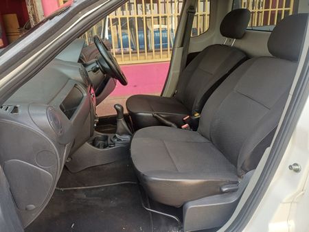 2021-Nissan-NP200-16-AC-Safety-Pack_11