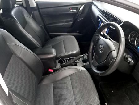 2021-Toyota-Corolla-Quest-18-Prestige-Auto_9