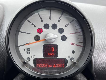 2012-MINI-Countryman-Cooper-Auto_9