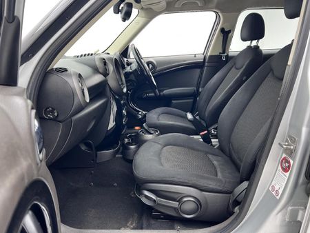 2012-MINI-Countryman-Cooper-Auto_6