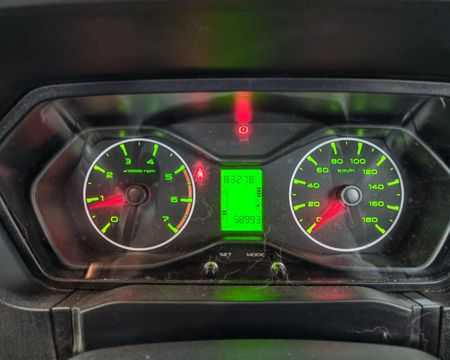 2023-Mahindra-Pik-Up-22-mHawk-S6-4x4-Double-Cab_13