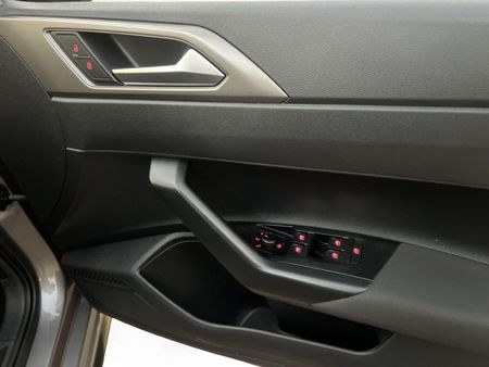 2021-Volkswagen-Polo-10-TSI-Comfortline_17