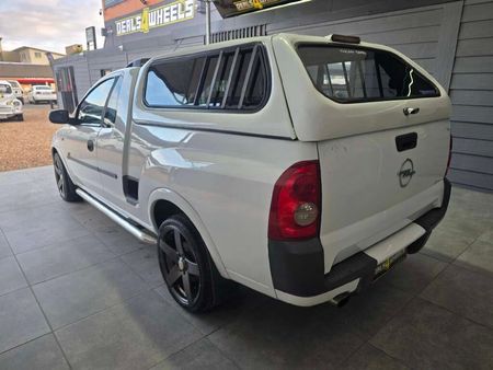 2006-Opel-Corsa-Utility-14i_3