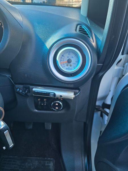 2010-Opel-Corsa-16-OPC_8