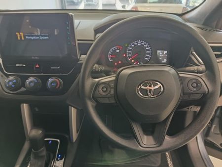 2023-Toyota-Corolla-Cross-18-XI_13