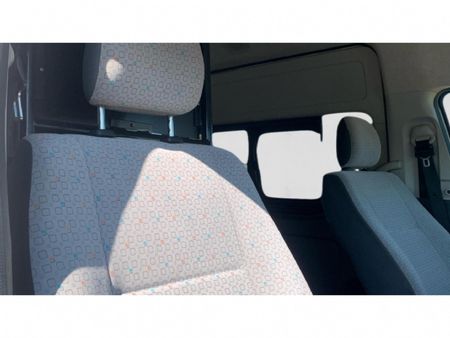 2024-Toyota-Quantum-25-D-4D-14-seat_12
