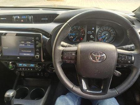 2023-Toyota-Hilux-28-GD-6-Raised-Body-Legend-4x4-Auto-Double-Cab_12