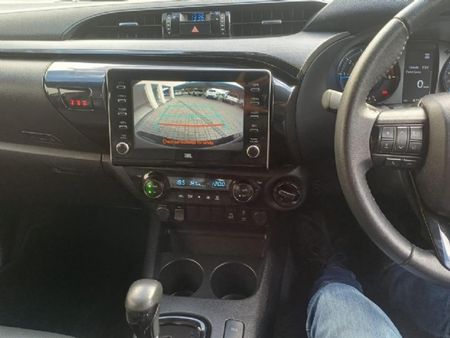 2023-Toyota-Hilux-28-GD-6-Raised-Body-Legend-4x4-Auto-Double-Cab_8