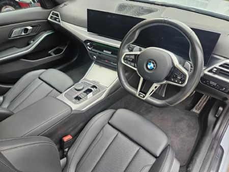 2025-BMW-3-Series-320i-M-Sport-Auto_9