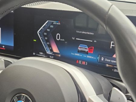 2025-BMW-3-Series-320i-M-Sport-Auto_12